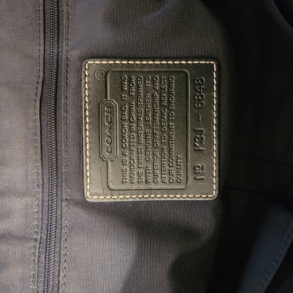 Vintage Coach  Signature Medium sized satchel - Picture 5 of 8
